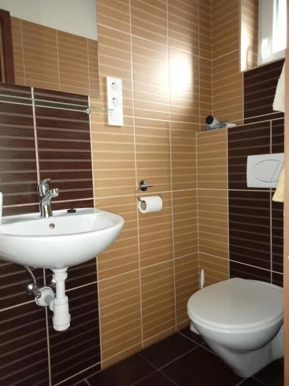 Borostyan Vendeghaz Eger Hotel Hongarije